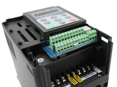 信立成变频器15KW数控机床380V通用电机变频器调速器风机水泵plc控制器