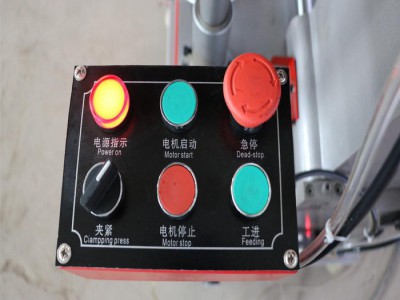 山东厂家供应铝合金门窗设备，菏泽