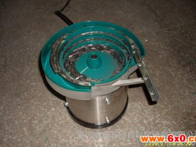 厦门鑫长欣专业设计制造振动盘、电子零件设备、非标自动化