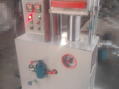 青岛华博公司25-100吨HBSCR系列智能型（真空）高温热压机（热压床、成型设备） 化工成型设备 热压成型设备