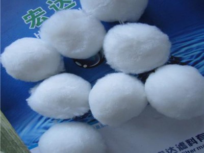 宏达污水过滤纤维球 改性纤维球 过滤材料  油水分离纤维球滤料 宏达纤维球