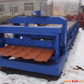 南皮县铸诚压瓦机械厂出口俄罗斯1050彩钢瓦设备建材生产加工机械