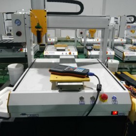 苏州自动化设备有限公司 橡胶机械设备 四轴双平台全自动装胶机