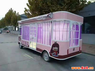 移动服装车  电动服装车  服装展示