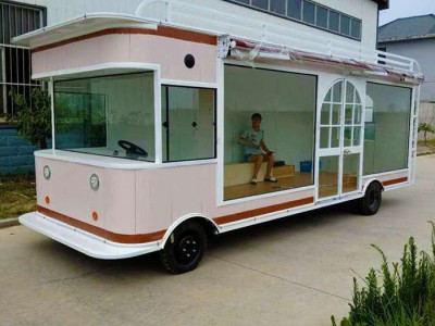 电动四轮美甲车  电动服装车   服装