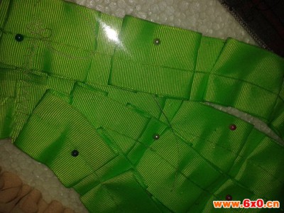 振业    服装特种专机绣花打条服装