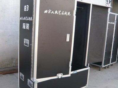 服装运输箱 戏剧学院服装 内有衣架杆 航空运输箱 服装专用箱 尺寸可以定做