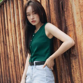 谷素东莞便宜棉衣服装尾货 货源女装品牌中国服装尾货俱乐部批发尾货服装品牌女装批发dlad女装尾货中国服装尾货俱乐
