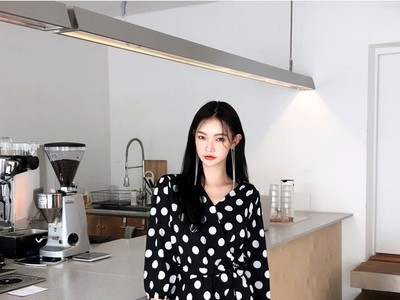 半橡皮昌岗尾货服装批发女装批发武汉尾货服装批发