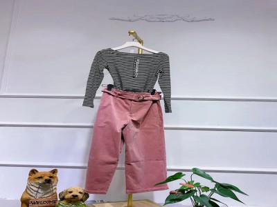 慕芭莎从事品牌服装尾货尾货批发寻找虎门服装尾货
