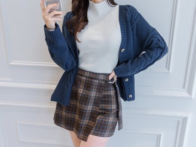 贝勒川品牌服装尾货批发 品牌剪标折