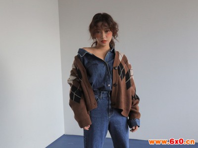 白茶成都尾货服装市场 国际品牌女装