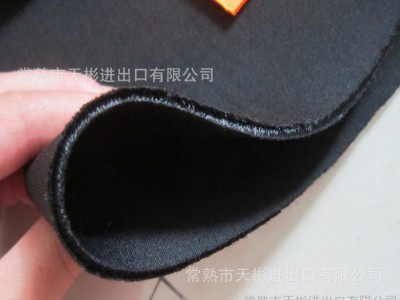 天彬高弹力涤纶空气层 3d服装面料 秋冬服装面料
