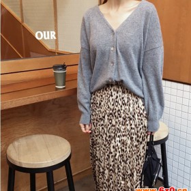 臣枫1号品牌服装尾货折扣店 广州品牌折扣服装批发小镇集市卖服装尾货30元服装折扣加盟店品牌尾货女装批发dlad女装尾货小