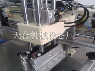 高速无纺布印刷机 绿色环保无纺布丝网印刷机厂家 专业制造全自动丝网印刷机