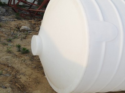 中东  塑料水塔_塑料水塔厂家_塑料