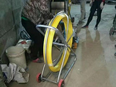 吕梁钢丝穿线器电工手动穿管器 大型