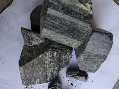 博淼电气石  净化用电气石 多规格电气石  电气石黑碧玺颗粒 品种多样价格合理