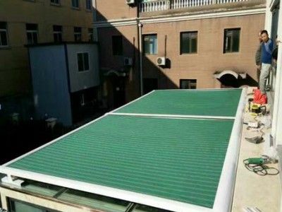 平陆办公窗帘办公楼遮阳工程卷帘价格