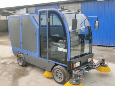 诚征出售新能源电动扫路车 电动驾驶