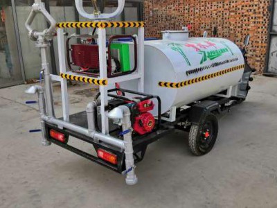 新能源环保三轮雾炮洒水车，工地洒水车