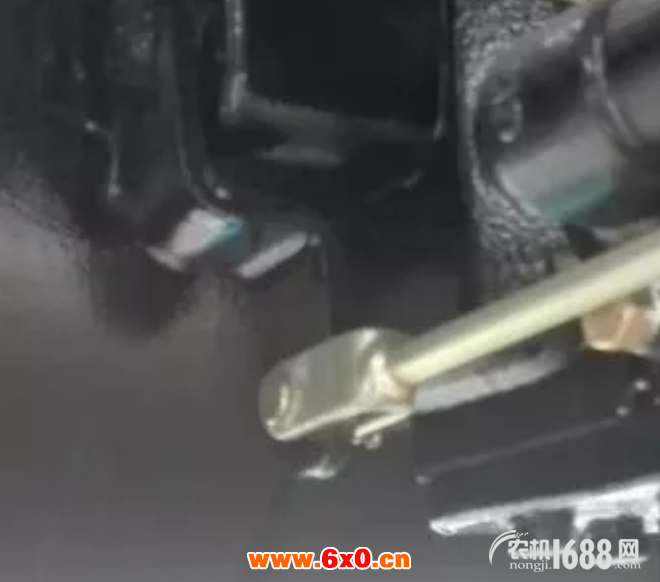 拖拉机制动系统调试及故障解决教学