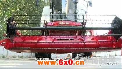 雷沃谷神挠性割台与刚性割台调整方法
