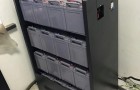 赛特蓄电池要先拆负极，先装正极