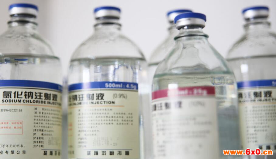钠钙玻璃输液瓶
