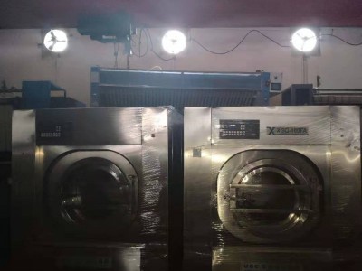 郑州转行处理多台二手海狮洗脱机 低价转让多台二手大型洗涤设备