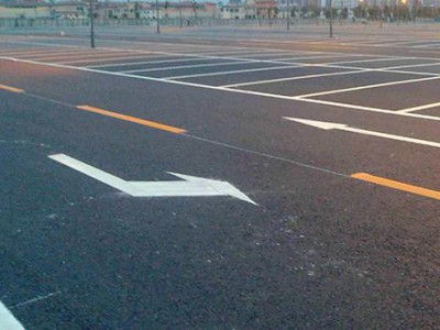 停车场划线施工/永航交通设施品质保