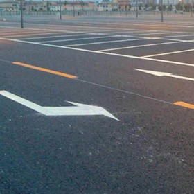 停车场划线施工/永航交通设施品质保证