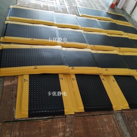 环保防静电桌垫生产流程，工业防疲劳垫厂家，惠州防静电台垫厂