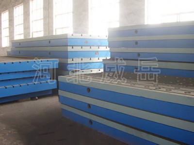 新疆铸铁量具生产企业_威岳机械_厂家订制铸铁平台