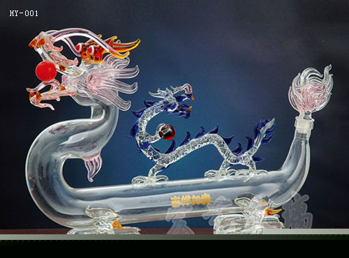 河南龙瓶~宏艺玻璃制品厂价订制空心造型酒瓶