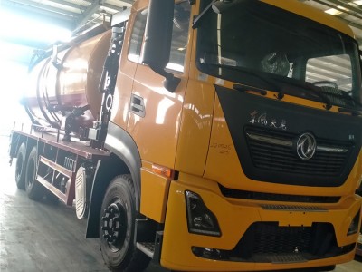 购22方清洗吸污车后双桥污水处理车