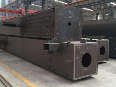 天津钢结构厂家-新顺达钢结构厂家订做箱型柱