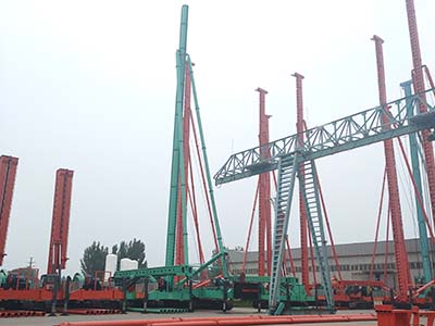河南CFG桩机/河北鼎峰工程机械30米长螺旋钻机