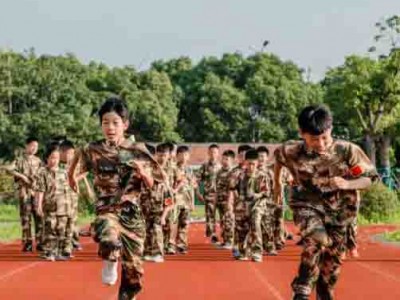 苏州青少年户外拓展活动营地教育暑期军事夏令营体验课火热报名中