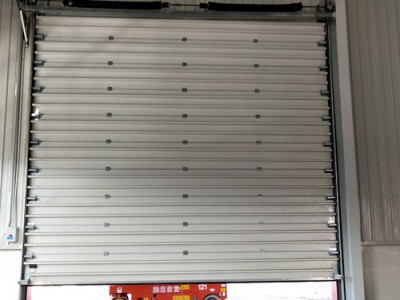 冷藏环境工业门、汽车装配工业门、