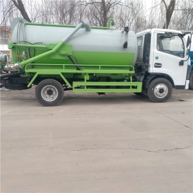 山东东风环卫小型（吸污车）抽污车价格多少钱一辆
