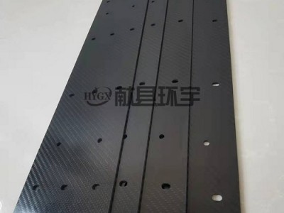 U形异形碳纤维板切割定制加工碳纤维板材