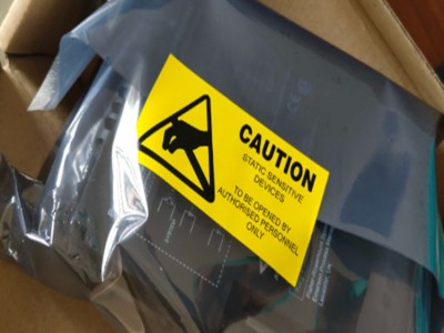 CE4003S2B9艾默生EMERSON控制器