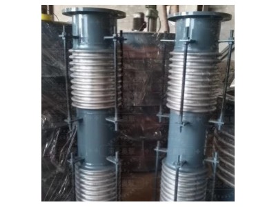 膨胀节a：位移吸收与管道保护的工程